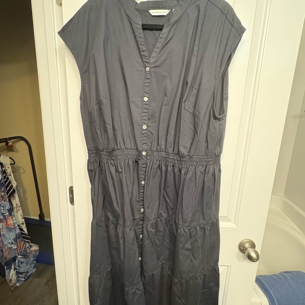 Chic Charcoal Button-Down Midi Dress
